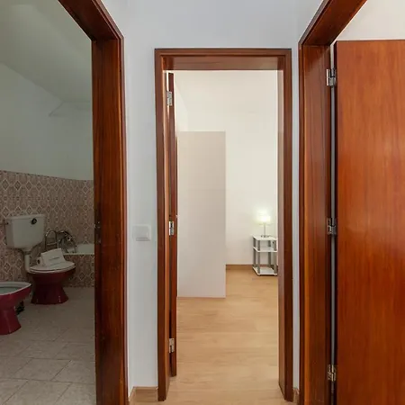 C08 - Central Sao Goncalo Townhouse Holiday home *