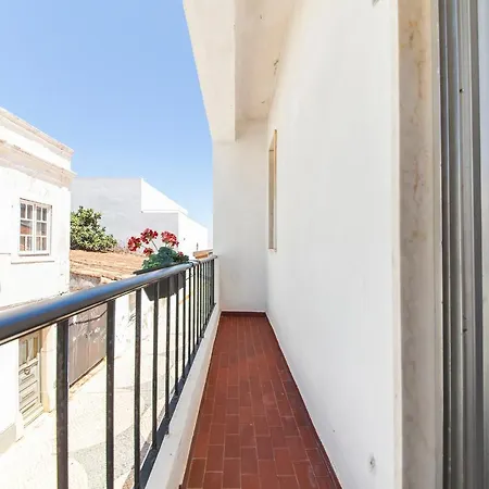 Holiday home C08 - Central Sao Goncalo Townhouse Lagos