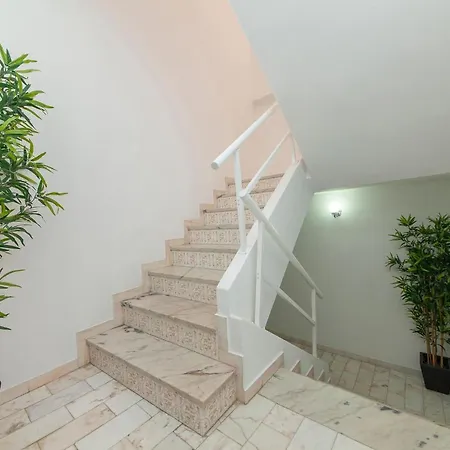 C08 - Central Sao Goncalo Townhouse Holiday home