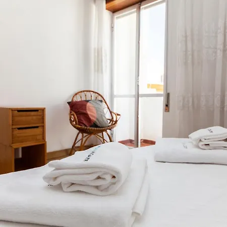 C08 - Central Sao Goncalo Townhouse Holiday home *